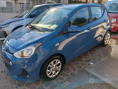 Usata Hyundai i10 Classic 69 CV (50 kW) 2017 Blu Utilitaria