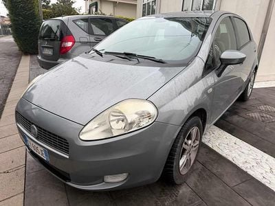 Usata Fiat Grande Punto Dynamic 65 CV (47 kW) 2006 Grigio Utilitaria