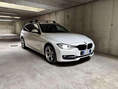 Usata BMW 318 Sport Line 143 CV (105 kW) 2014 Station wagon