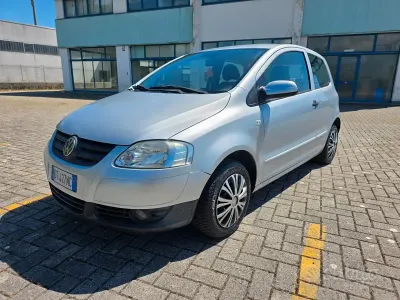 Usata VW Fox Sport 54 CV (39 kW) 2009 Grigio Utilitaria