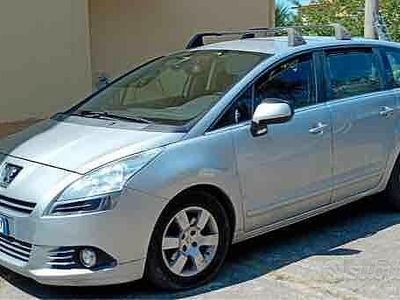 Usata Peugeot 5008 150 CV (110 kW) 2011 Grigio Monovolume