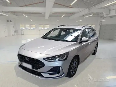 Usata Ford Focus ST 115 CV (84 kW) 2023 Grigio Station wagon
