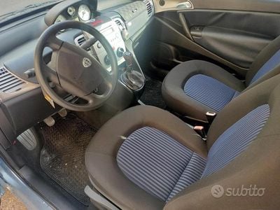 Usata Lancia Ypsilon 69 CV (50 kW) 2007 Blu Utilitaria