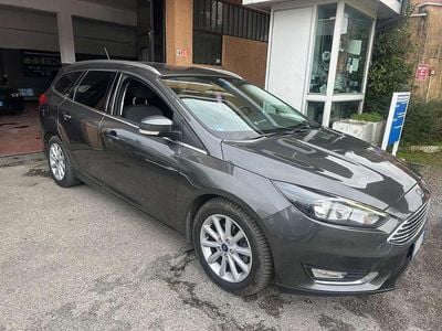 Usata Ford Focus Titanium X 125 CV (91 kW) 2018 Grigio Station wagon