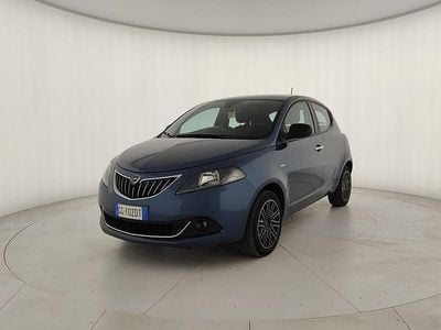 Blu met. Usata 2021 Lancia Ypsilon Gold Utilitaria | 12.200 € (Buon prezzo)