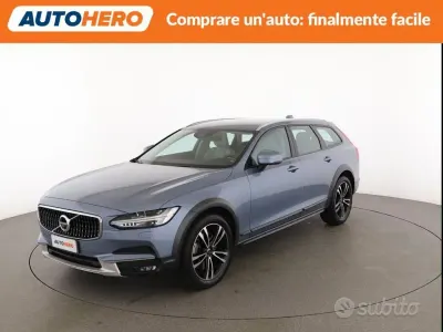 Begagnad Volvo V90 CC Pro 235 HK (172 kW) 2018 Blå Kombi
