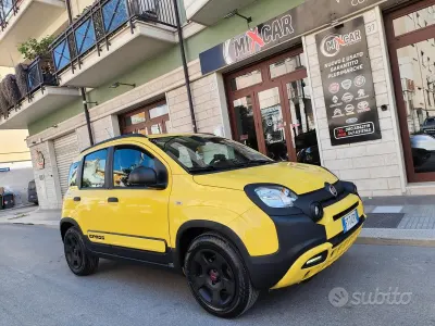 Usata Fiat Panda Cross Cross 69 CV (50 kW) 2019 Giallo Utilitaria