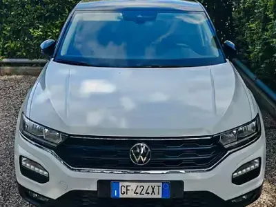 Usata VW T-Roc 110 CV (80 kW) 2021 Bianco SUV