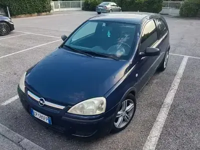 Używany Opel Corsa 80 KM (58 kW) 2004 Hatchback