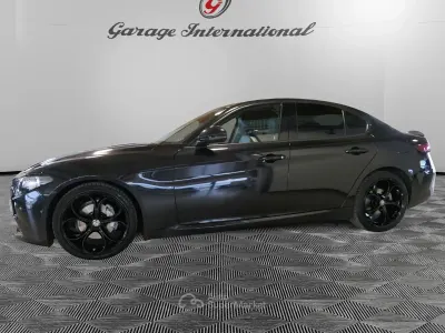 Usata Alfa Romeo Giulia Super 180 CV (132 kW) 2017 Nero Berlina