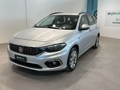 Usata Fiat Tipo Business 120 CV (88 kW) 2020 Argento Station wagon