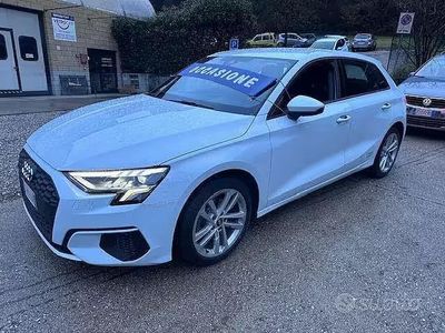 Usata Audi A3 S-Line 150 CV (110 kW) 2022 Bianco Berlina