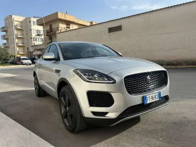 Usata Jaguar E-Pace R 150 CV (110 kW) 2019 Grigio SUV