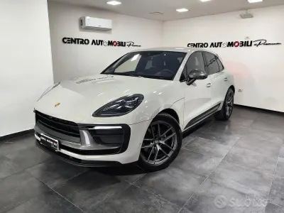 Usata Porsche Macan 265 CV (194 kW) 2023 Grigio SUV