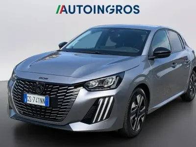 Usata Peugeot 208 Allure 101 CV (74 kW) 2024 Grigio Utilitaria