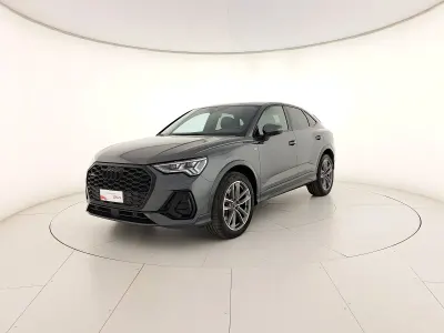 Usata Audi Q3 Sportback S-Line 193 CV (141 kW) 2025 Grigio daytona perlato SUV