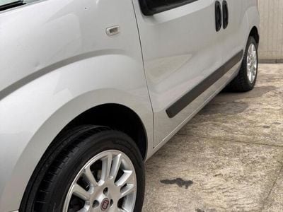 Usata Fiat Qubo Easy 77 CV (56 kW) 2018 Grigio Monovolume