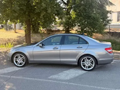 Usata Mercedes C220 Avantgarde 170 CV (125 kW) 2012 Berlina