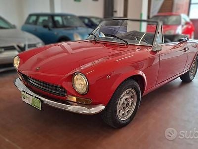 Usata Fiat 124 Spider 90 CV (66 kW) 1970 Rosso Cabrio