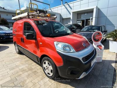 Usata Fiat Fiorino 95 CV (69 kW) 2016 Rosso Monovolume