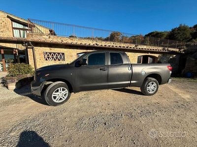 Gebraucht Toyota Tundra 380 PS (279 kW) 2012 Grau Pickup