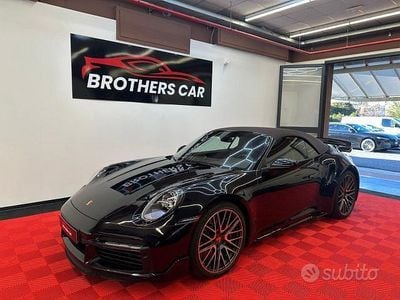 Usata Porsche 992 650 CV (478 kW) 2022 Nero Cabrio