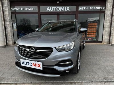 Usata Opel Grandland X Innovation 120 CV (88 kW) 2018 Argento SUV