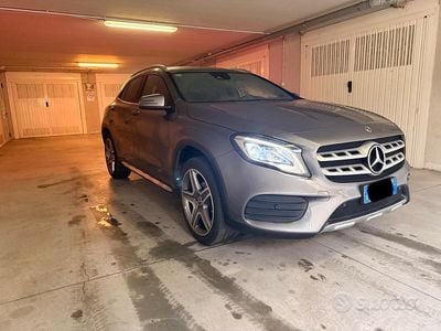 Usata Mercedes GLA200 Premium 136 CV (100 kW) 2018 Grigio SUV