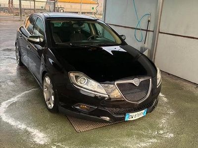 Usata Lancia Delta 270 CV (198 kW) 2009 Nero Utilitaria