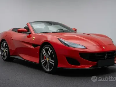 Usata Ferrari Portofino 600 CV (441 kW) 2019 Rosso Cabrio