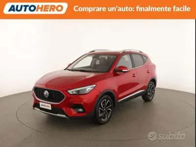 Usata MG ZS Luxury 111 CV (81 kW) 2024 Rosso SUV