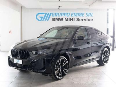 Nuova BMW X6 M Sport 298 CV (219 kW) 2025 Black sapphire SUV