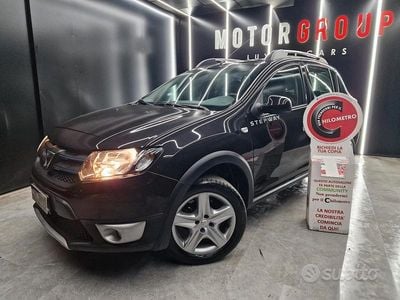 Usata Dacia Sandero Prestige 90 CV (66 kW) 2013 Nero Berlina