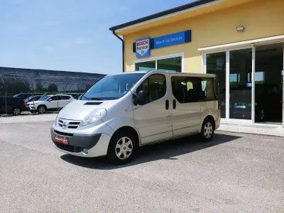 Usata Nissan Primastar 114 CV (83 kW) 2014 Argento Monovolume