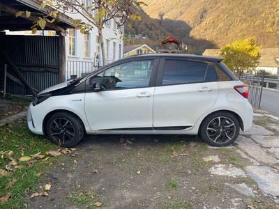 usata Toyota Yaris Hybrid 