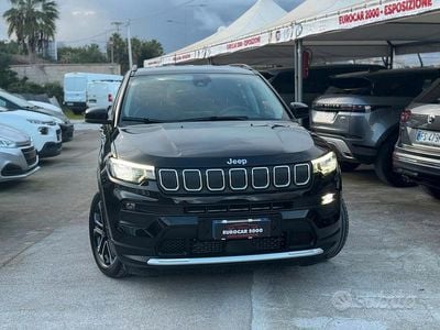 Używany Jeep Compass Limited 131 KM (96 kW) 2022 Czarny SUV