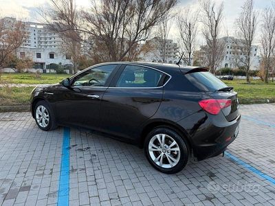 Usata Alfa Romeo Giulietta 105 CV (77 kW) 2011 Nero Berlina