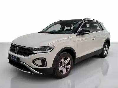 Usata VW T-Roc Life 110 CV (80 kW) 2023 Ascot grey nero SUV