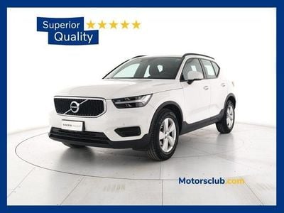Usata Volvo XC40 Momentum 129 CV (94 kW) 2021 Bianco SUV
