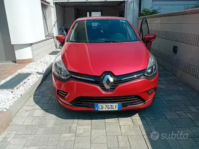 Usata Renault Clio V 76 CV (55 kW) 2020 Berlina