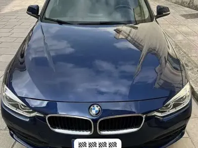 Usata BMW 318 150 CV (110 kW) 2018 Bluazzurro Station wagon