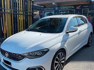 Usata Fiat Tipo Lounge 120 CV (88 kW) 2018 Bianco Berlina