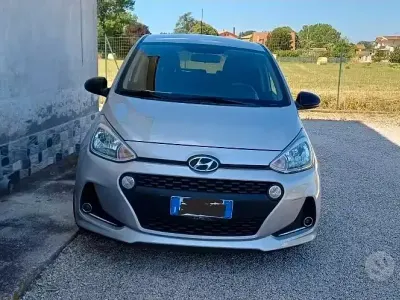 Usata Hyundai i10 67 CV (49 kW) 2019 Grigio Utilitaria