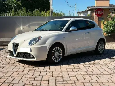 Usata Alfa Romeo MiTo 79 CV (58 kW) 2018 Bianco Utilitaria