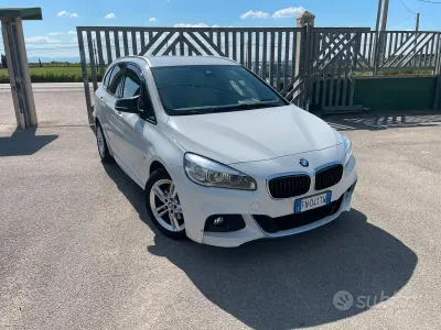 Usata BMW 218 Active Tourer Advantage 150 CV (110 kW) 2018 Bianco Monovolume