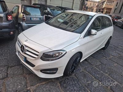 Usata Mercedes B180 109 CV (80 kW) 2017 Monovolume