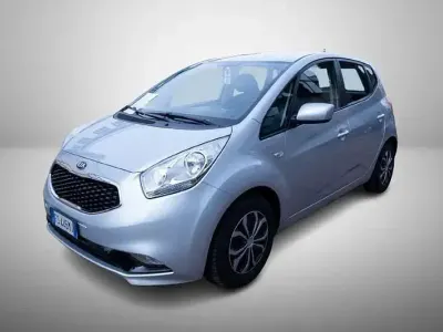 Usata Kia Venga Active 90 CV (66 kW) 2018 Grigio Utilitaria