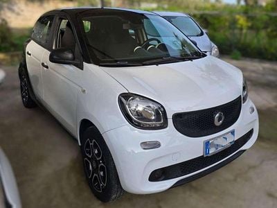 Usata Smart ForFour 71 CV (52 kW) 2017 Bianco Utilitaria