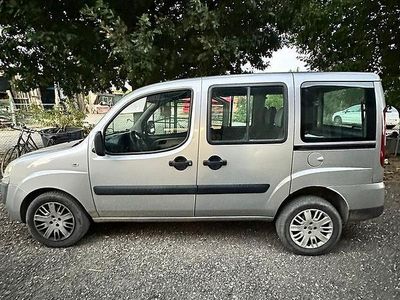 Usata Fiat Doblò 2006 Grigio Monovolume