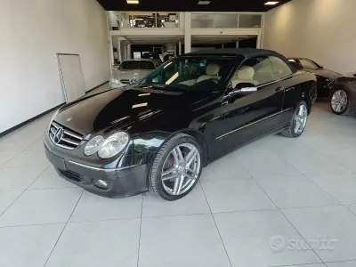 Usata Mercedes CLK200 163 CV (119 kW) 2008 Nero Cabrio